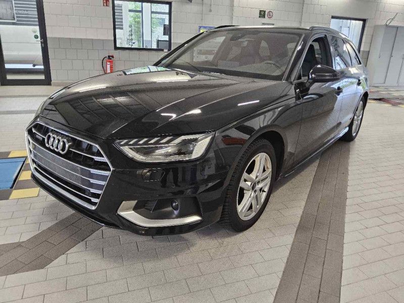 Audi A4 2022
