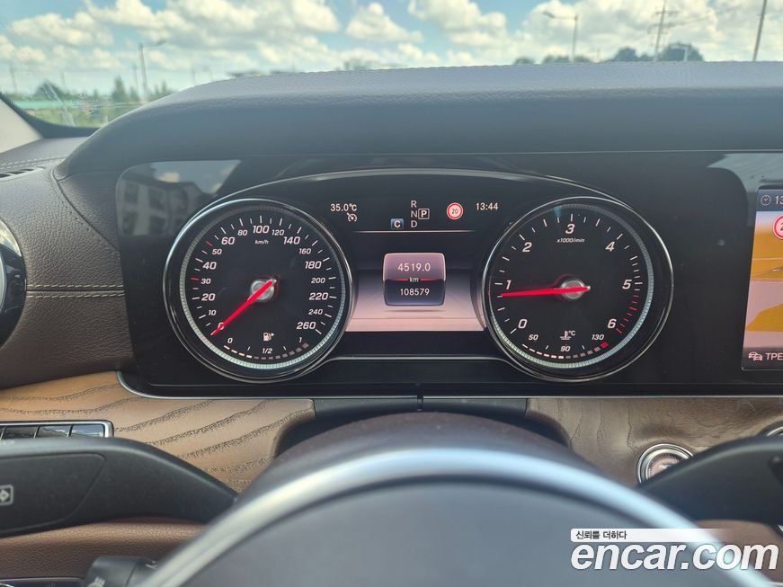 Mercedes-Benz E-Class 2019