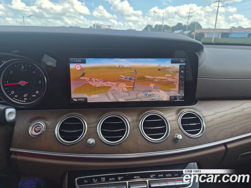 Mercedes-Benz E-Class 2019