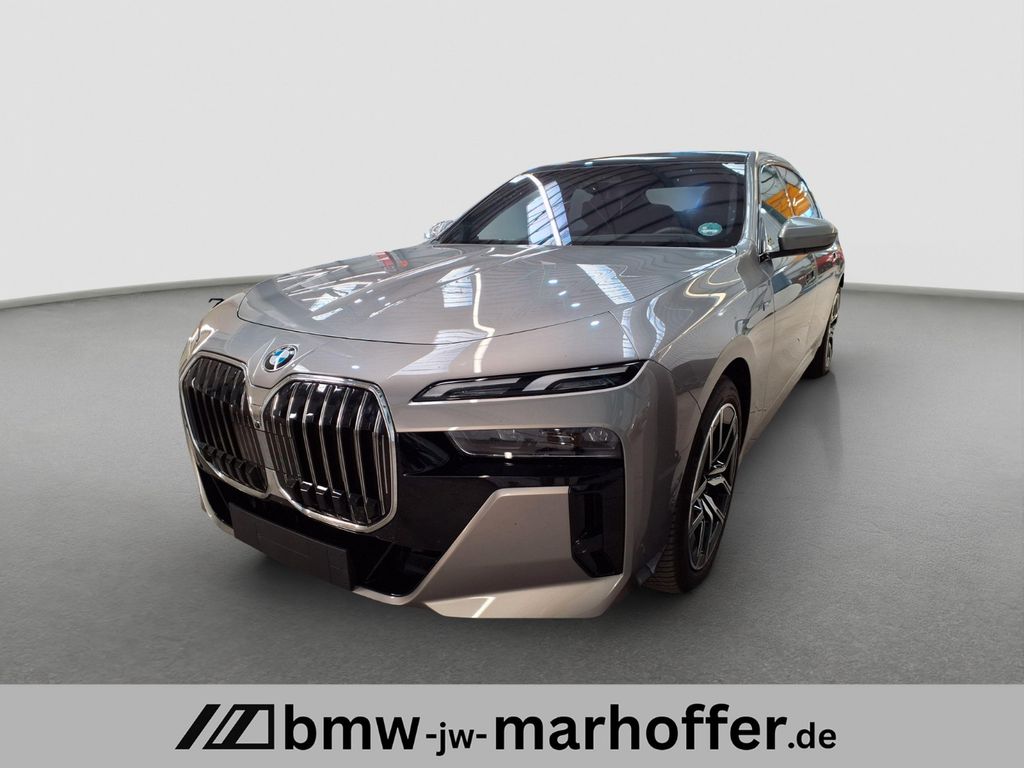 BMW 740 2024