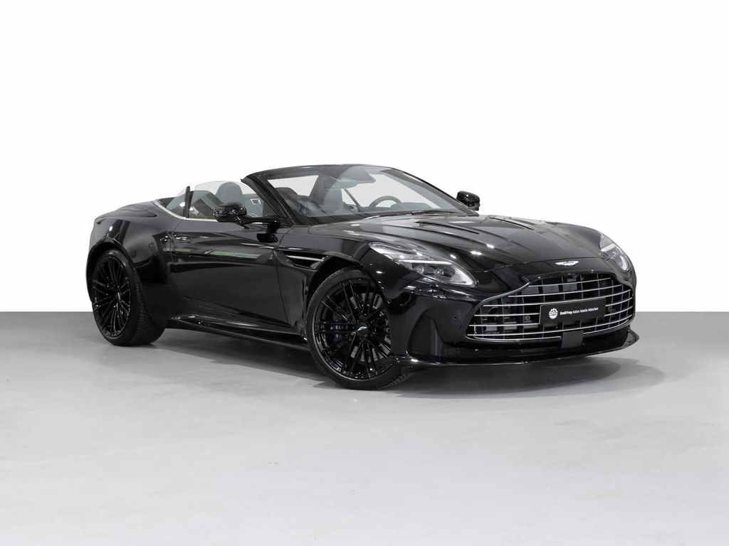 Aston Martin DB12
