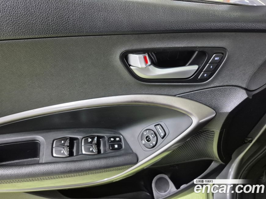 Hyundai Santafe 2016