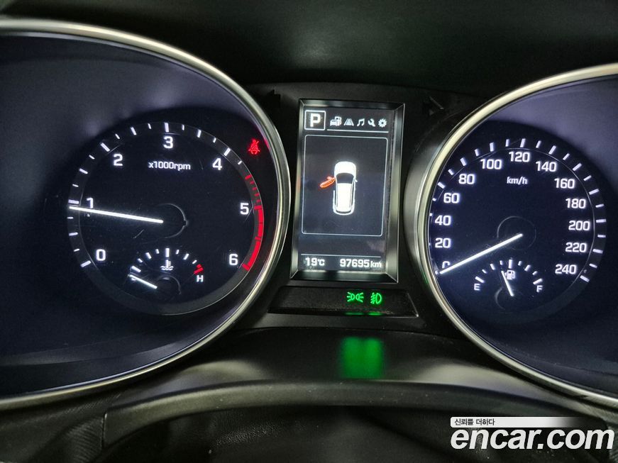 Hyundai Santafe 2016