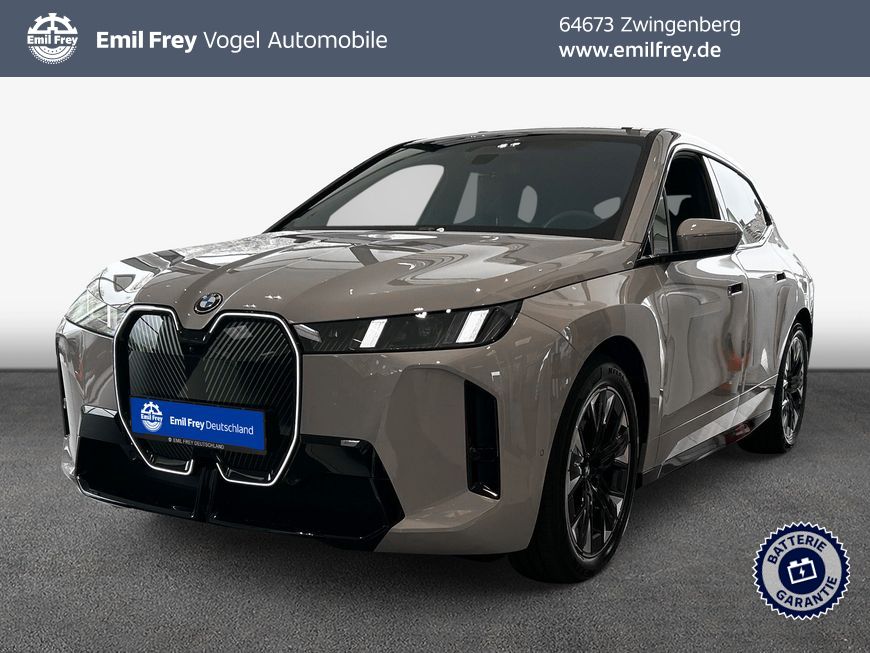 BMW iX