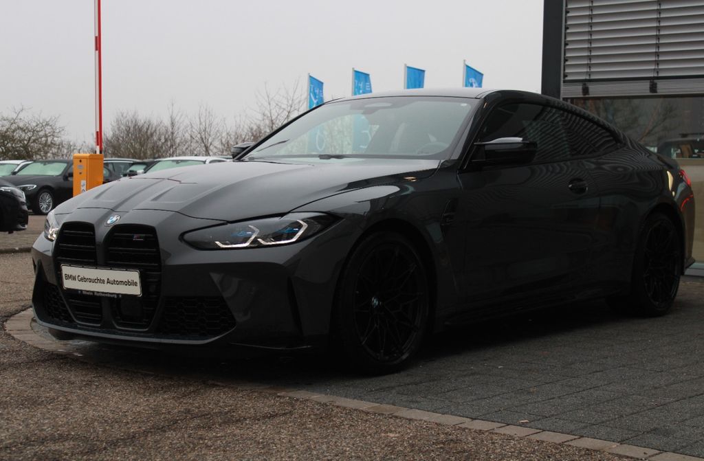 BMW M4 2023