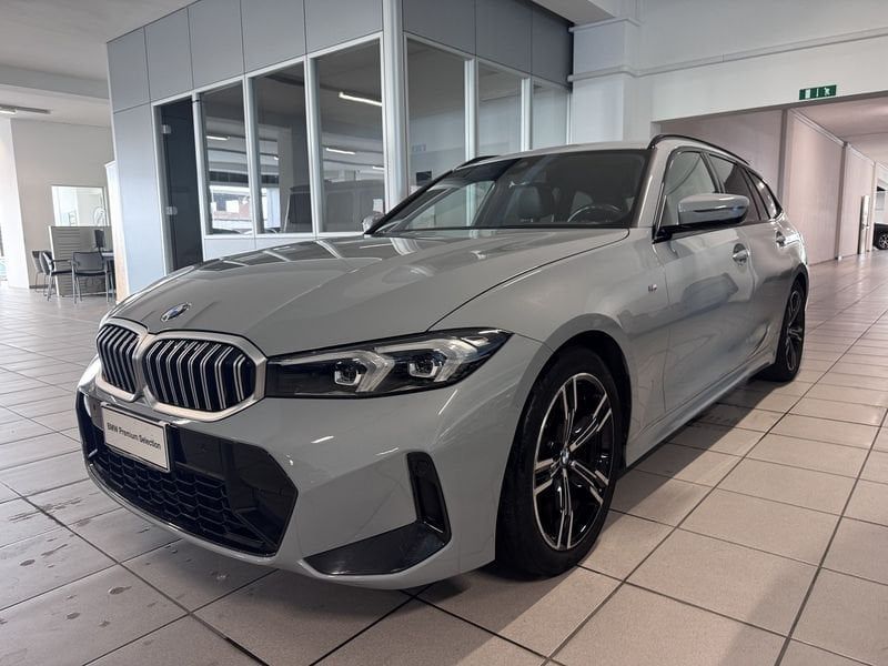 BMW 318 2024