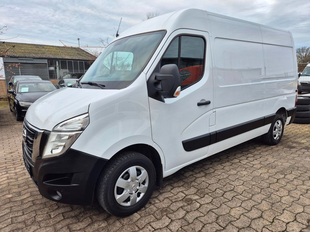 Nissan Interstar 2022
