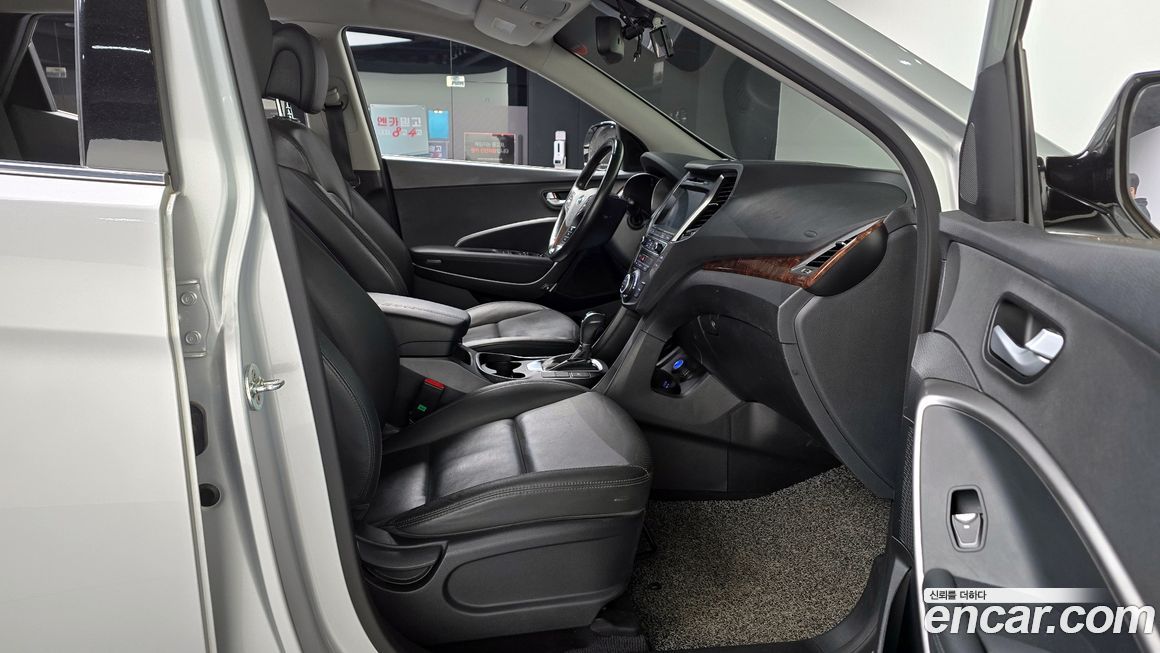 Hyundai Santafe 2016