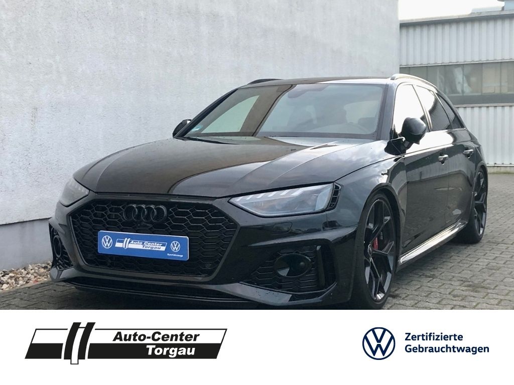 Audi RS4 2024