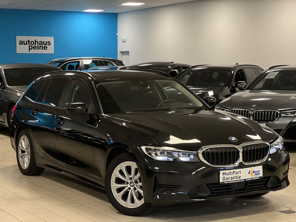BMW 318 2022