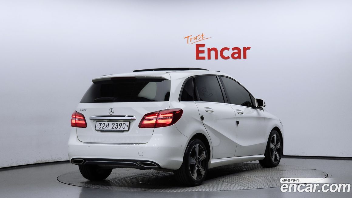 Mercedes-Benz B-Class 2018