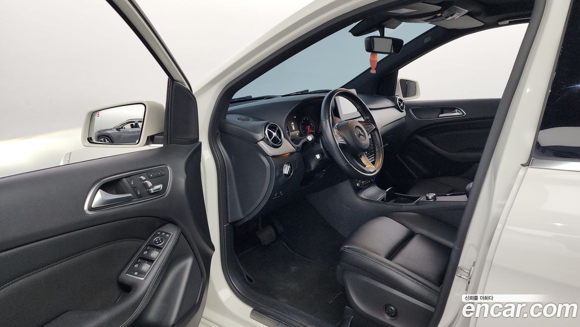 Mercedes-Benz B-Class 2018