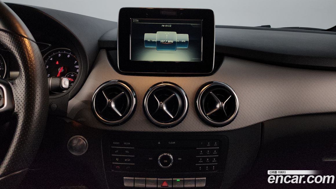 Mercedes-Benz B-Class 2018