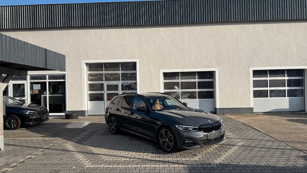 BMW 318 2021
