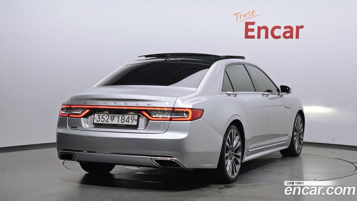 Lincoln Continental 2017