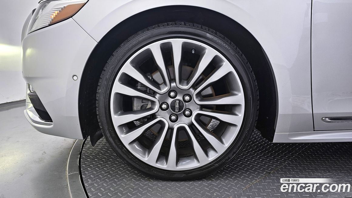 Lincoln Continental 2017