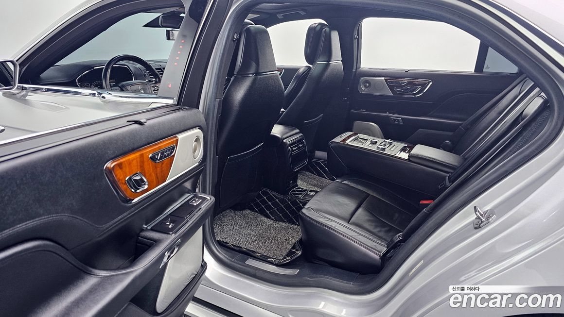 Lincoln Continental 2017