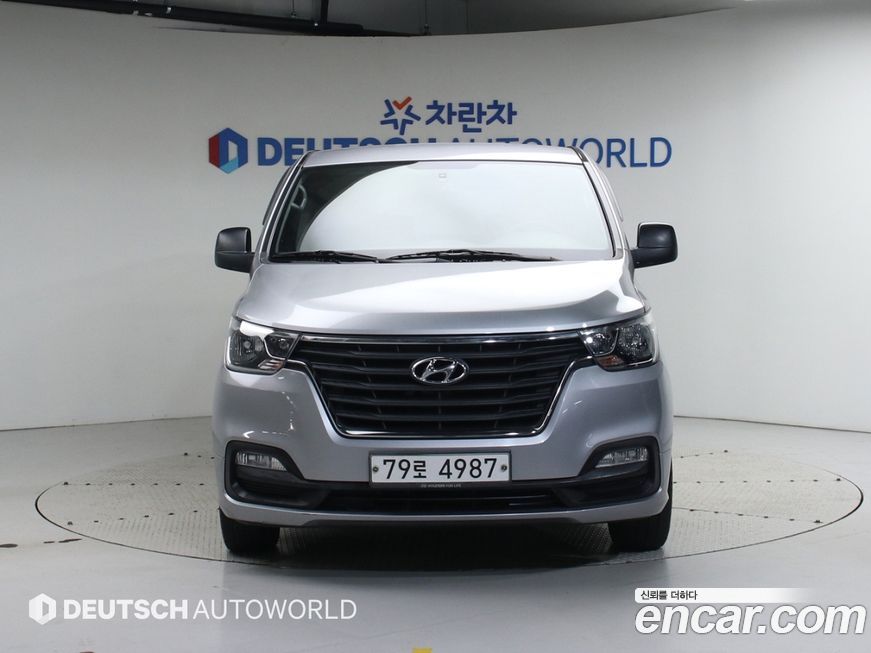 Hyundai Starex 2019