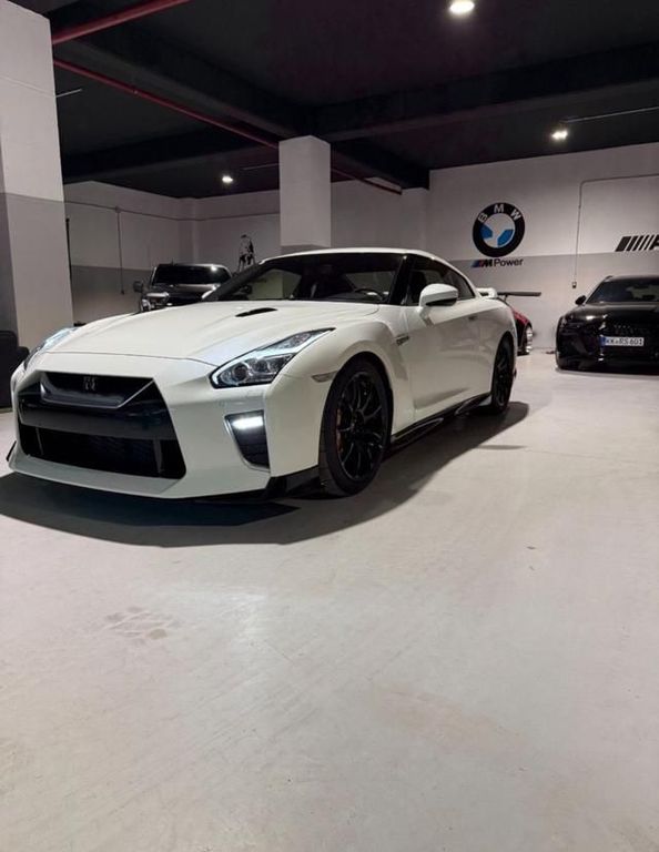 Nissan GT-R 2021