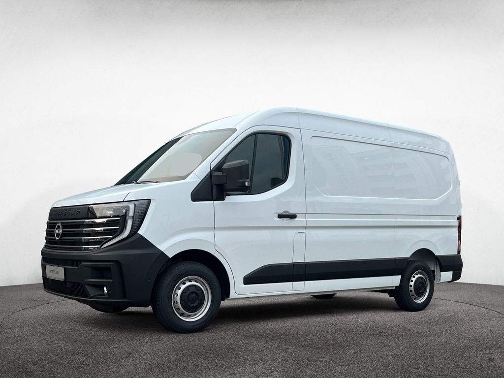 Nissan Interstar 2025