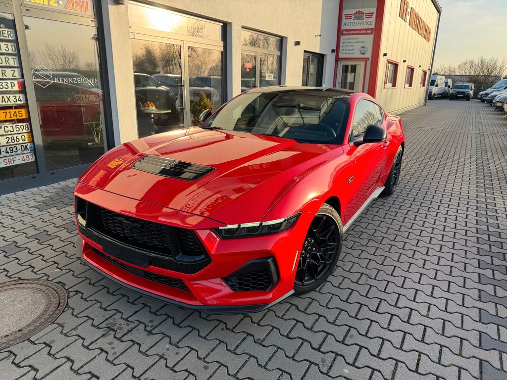Ford Mustang 2025