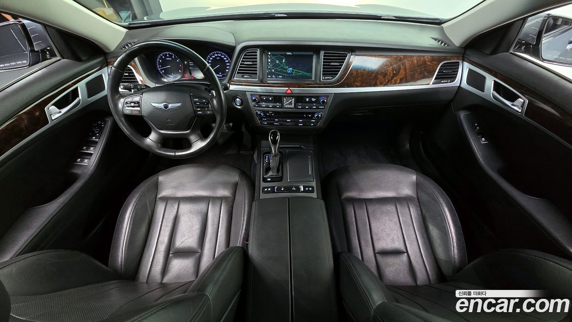 Hyundai Genesis 2015