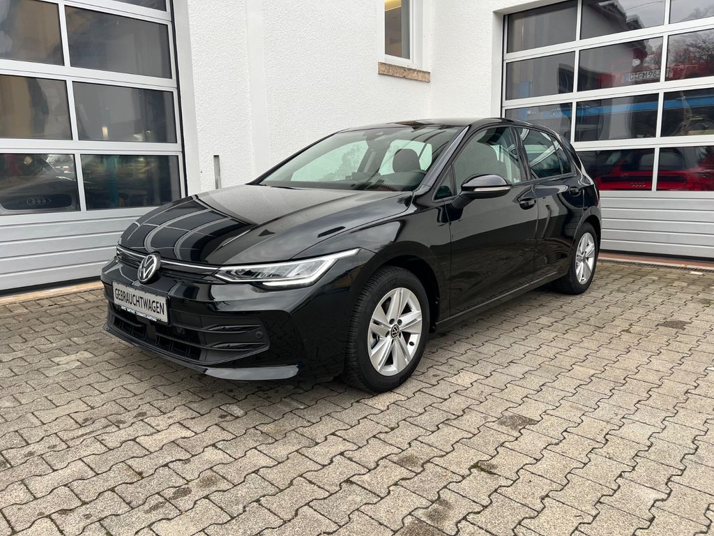Volkswagen Golf 2024