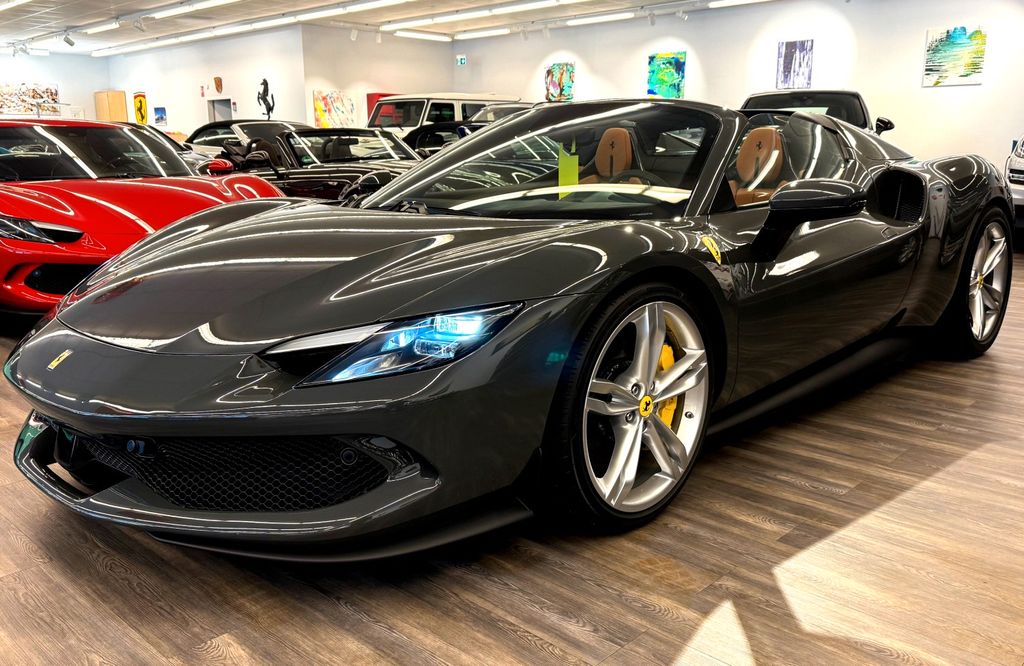 Ferrari 296 GTS 2025