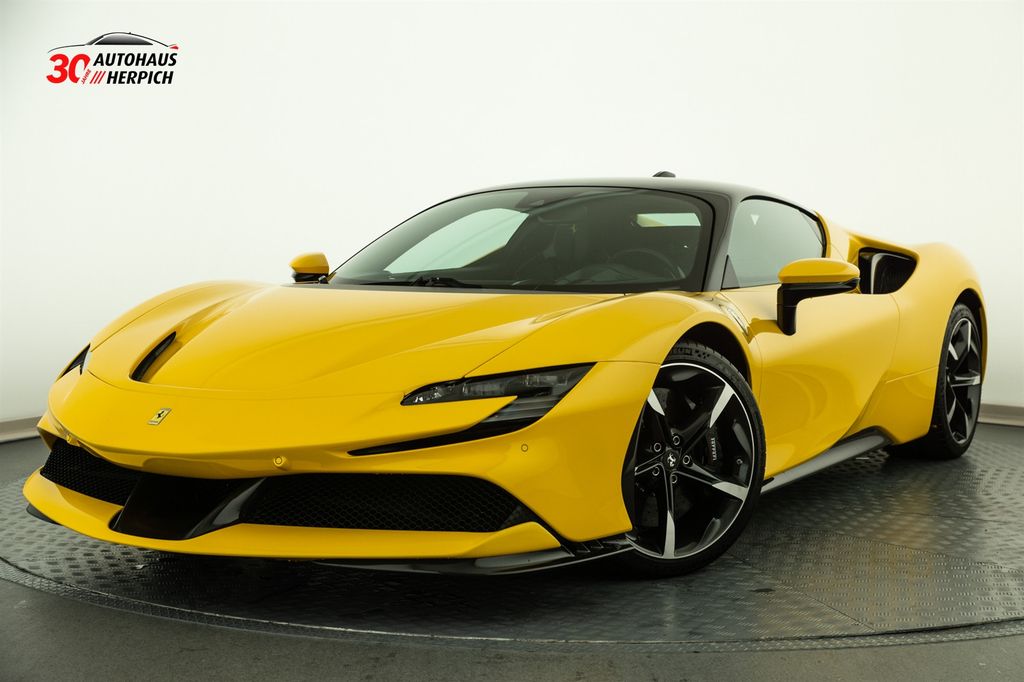 Ferrari SF90 2021