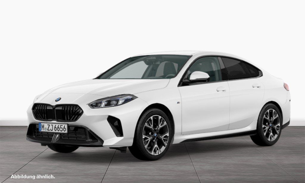 BMW 220 2025