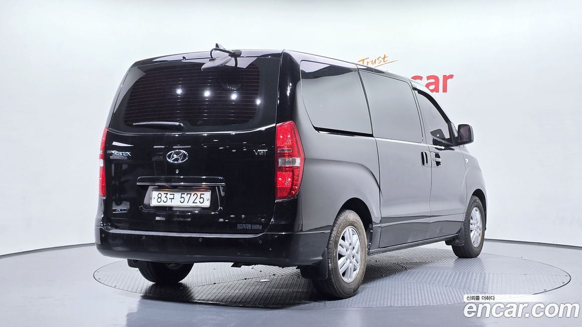 Hyundai Starex 2018