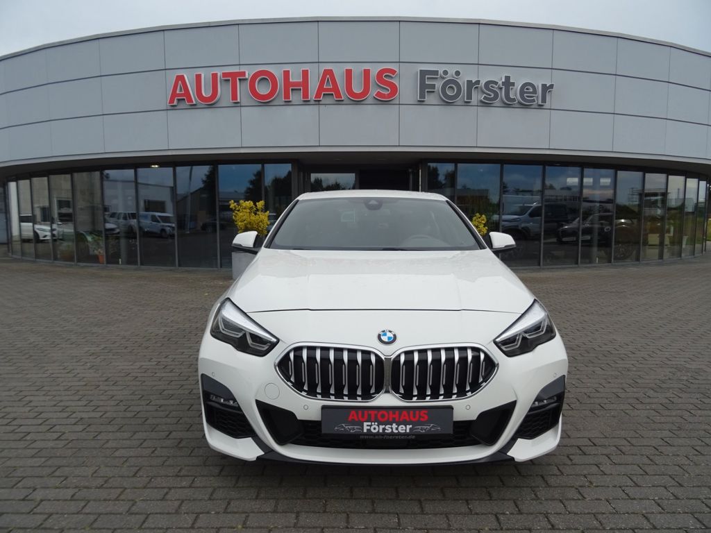 BMW 218 2023