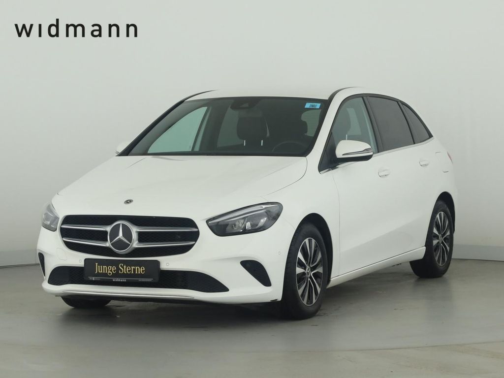 Mercedes-Benz B 180 2022