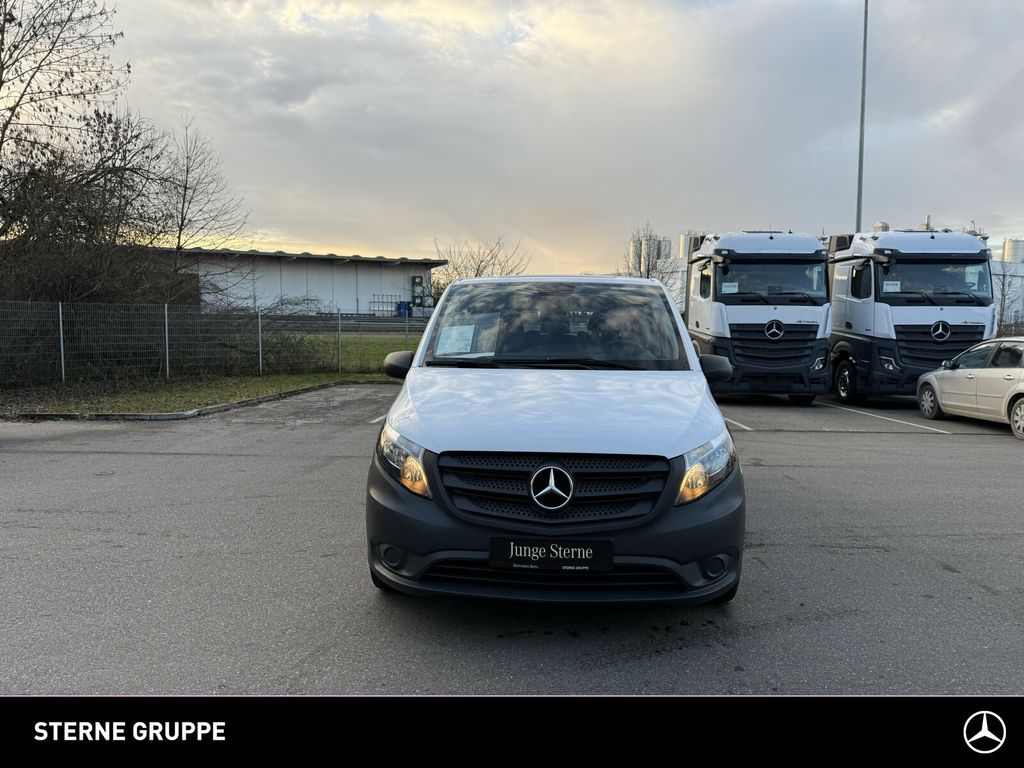 Mercedes-Benz 2022