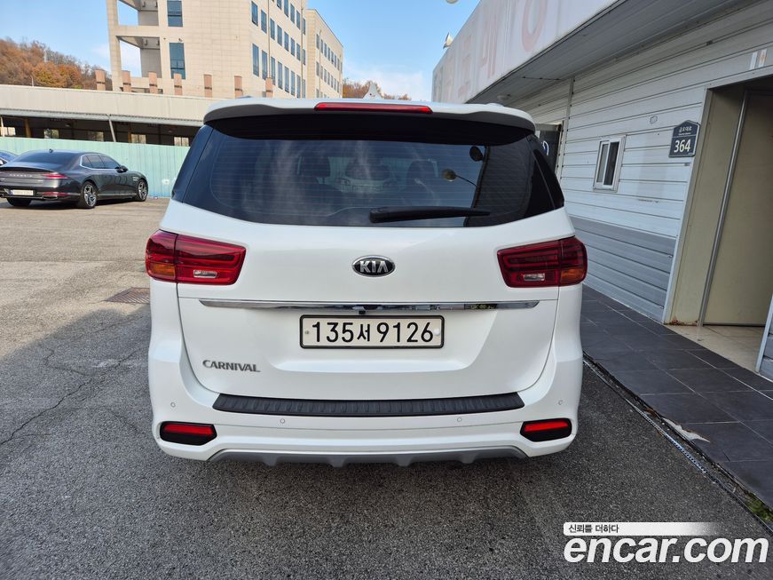 Kia Canival 2020