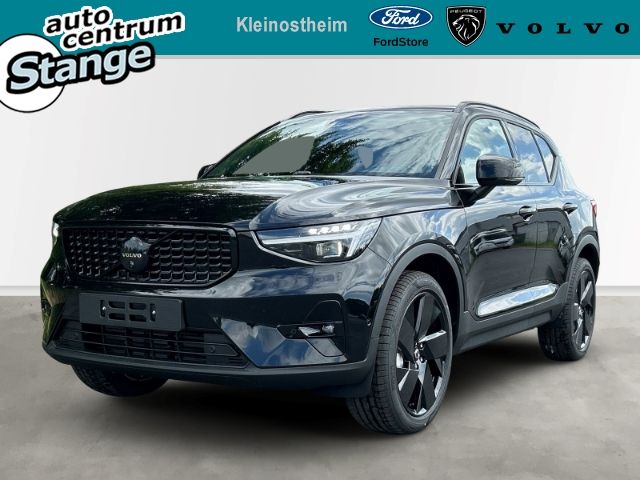 Volvo XC40 2025