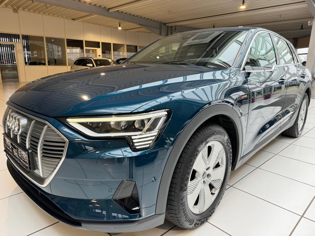 Audi e-tron 2022