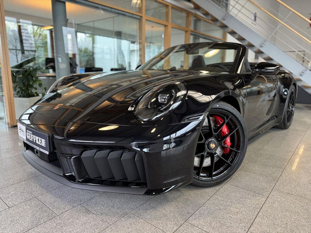 Porsche 992 2025