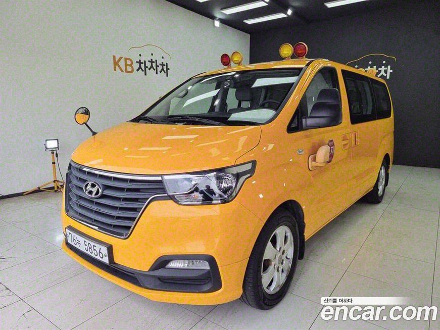 Hyundai Starex 2019