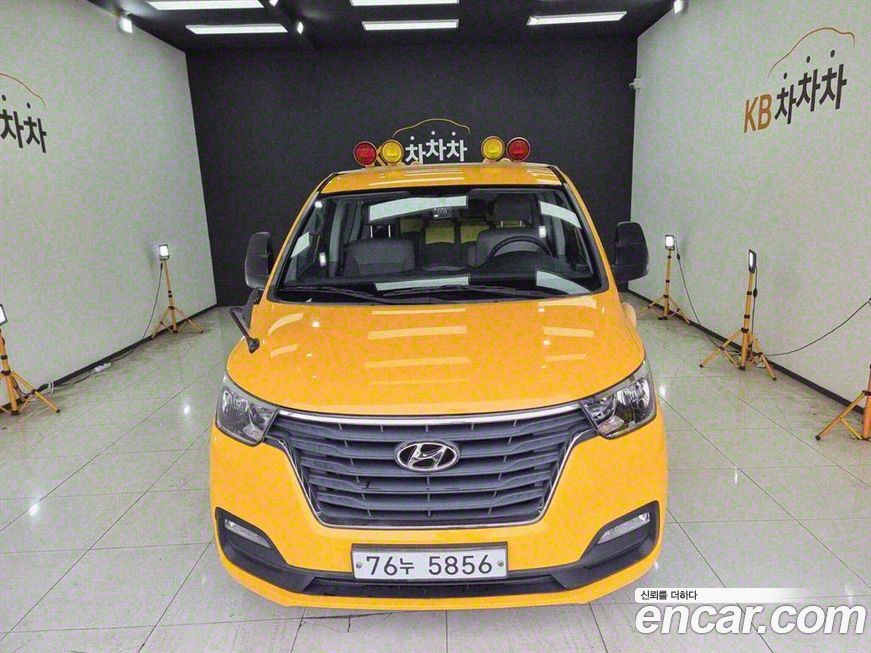 Hyundai Starex 2019