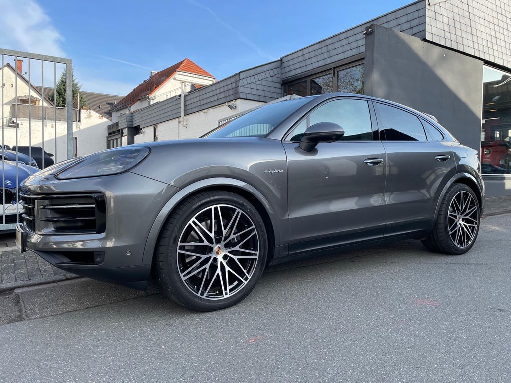 Porsche Cayenne 2025