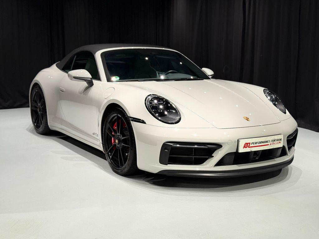Porsche 992 2023