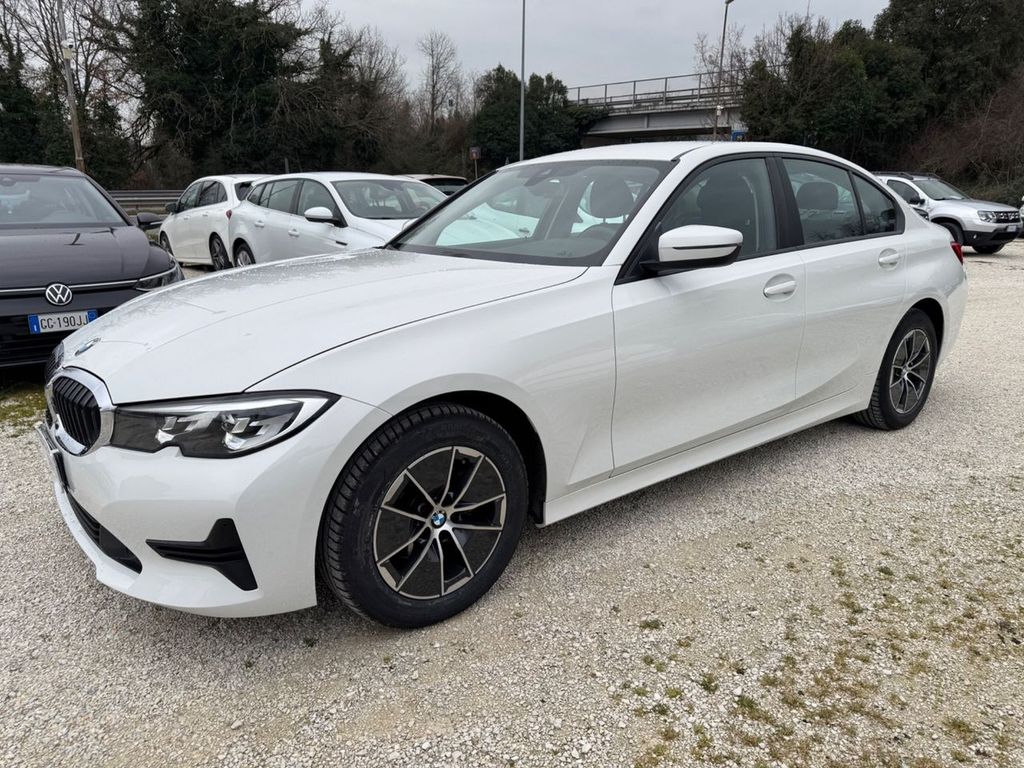 BMW 316 2021