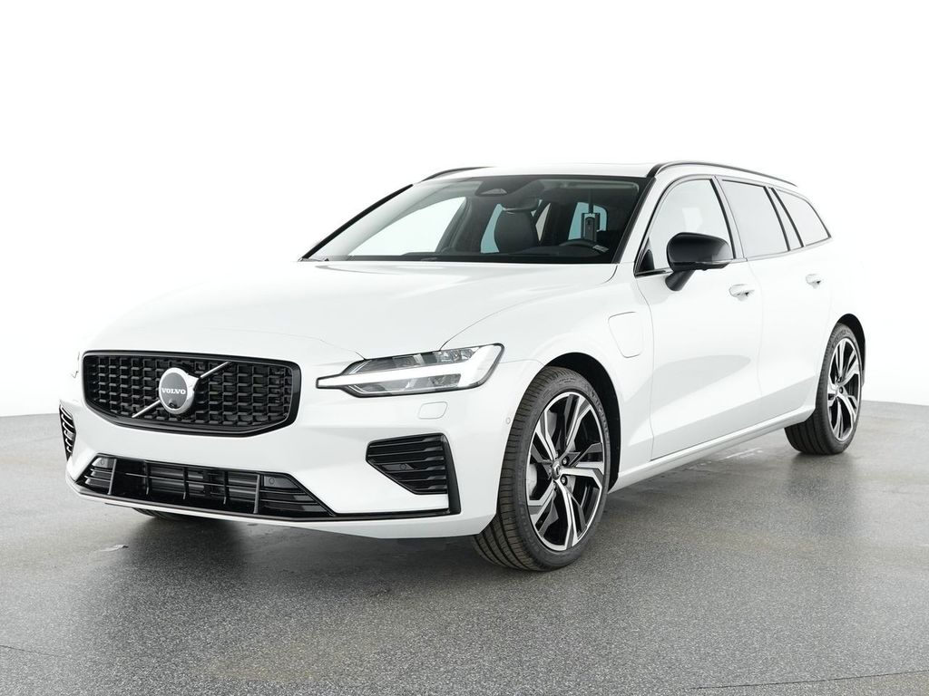 Volvo V60 2025