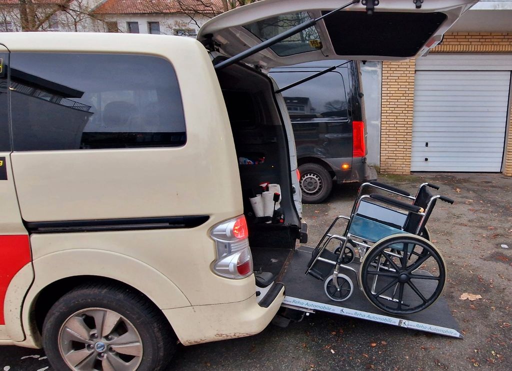 Nissan NV200 2022
