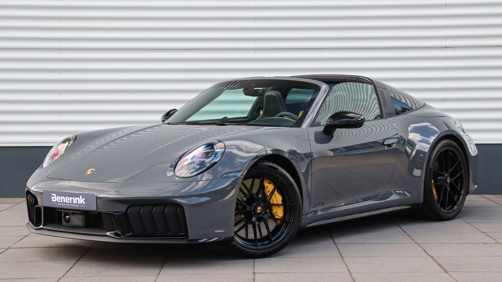 Porsche 992 2025