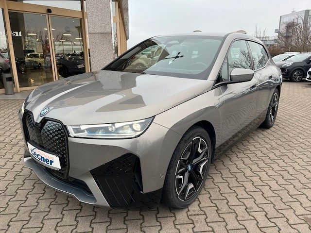 BMW iX 2023