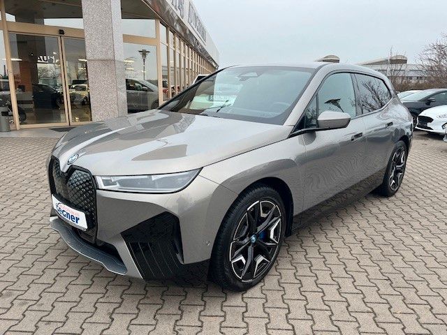 BMW iX 2023