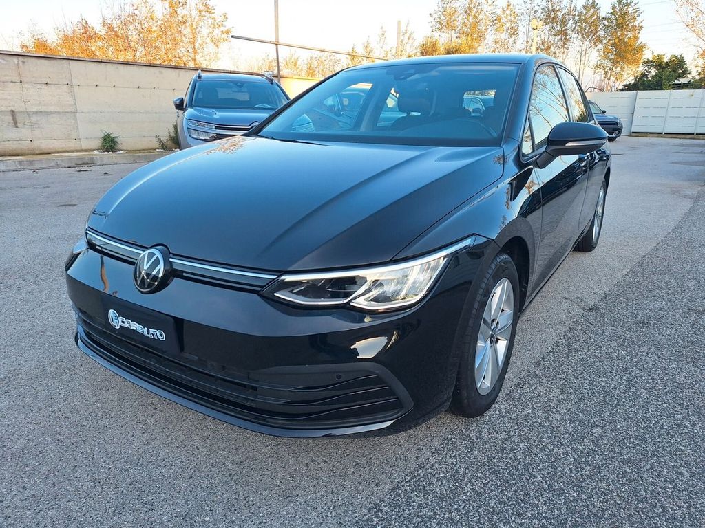 Volkswagen Golf 2022
