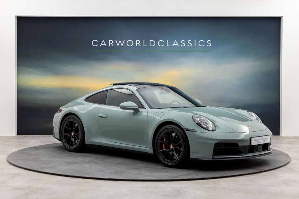 Porsche 992 2025